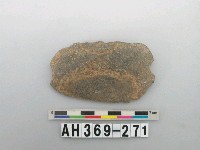藏品(打製石刀)的圖片